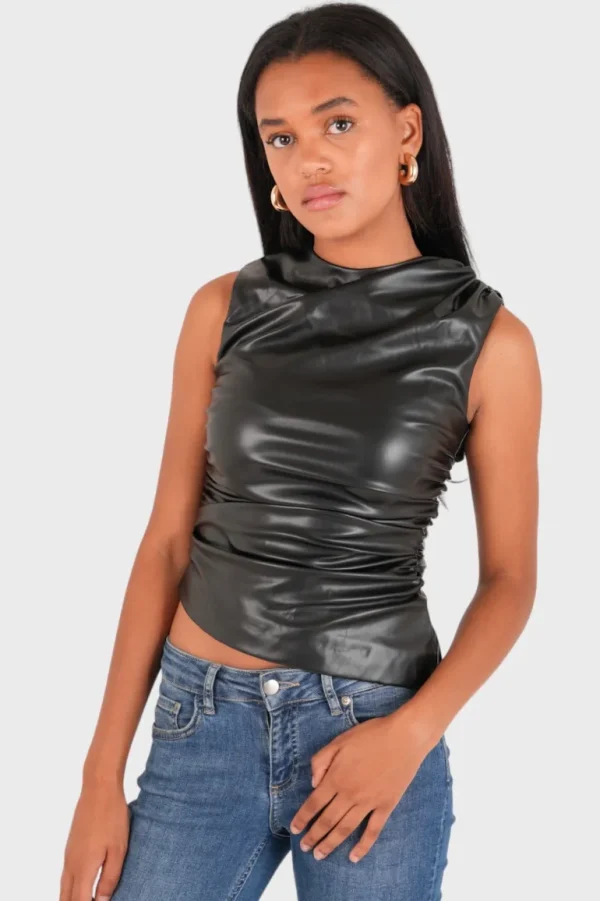 "Classy" leather top black