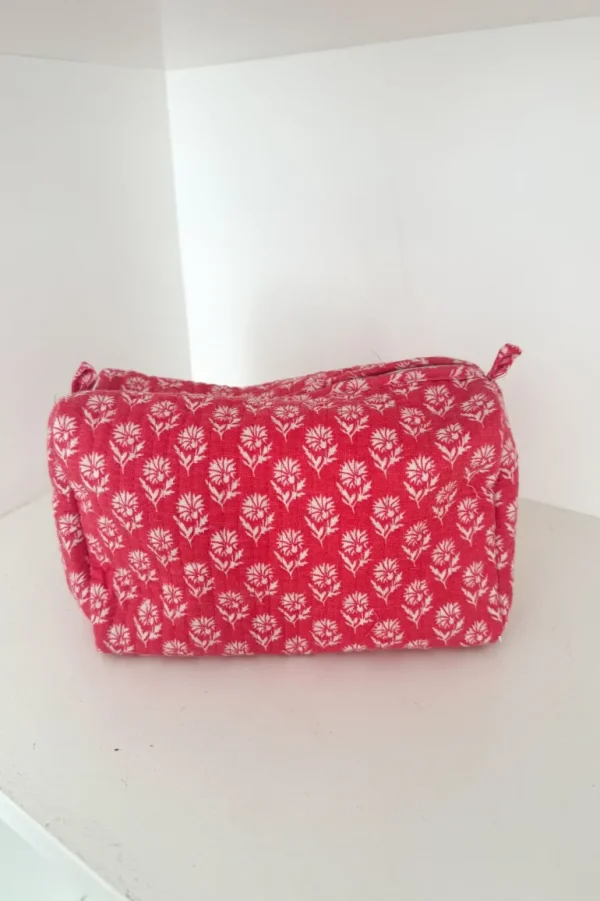 "Coral" pouch