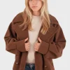 "Fall" coat brown