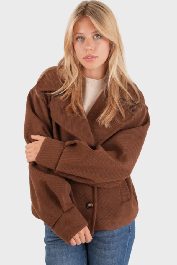 "Fall" coat brown