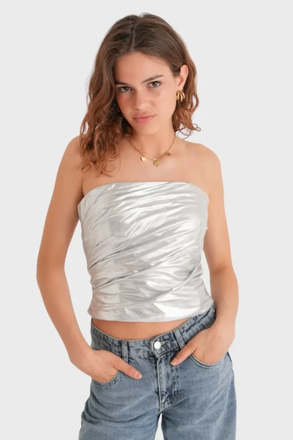 "Glow" top silver