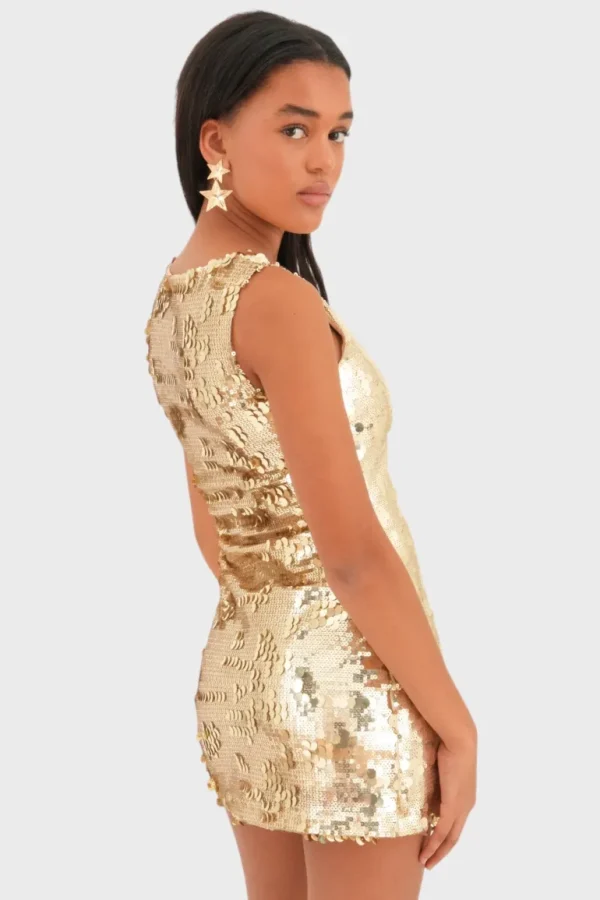 "Going out" dress gold