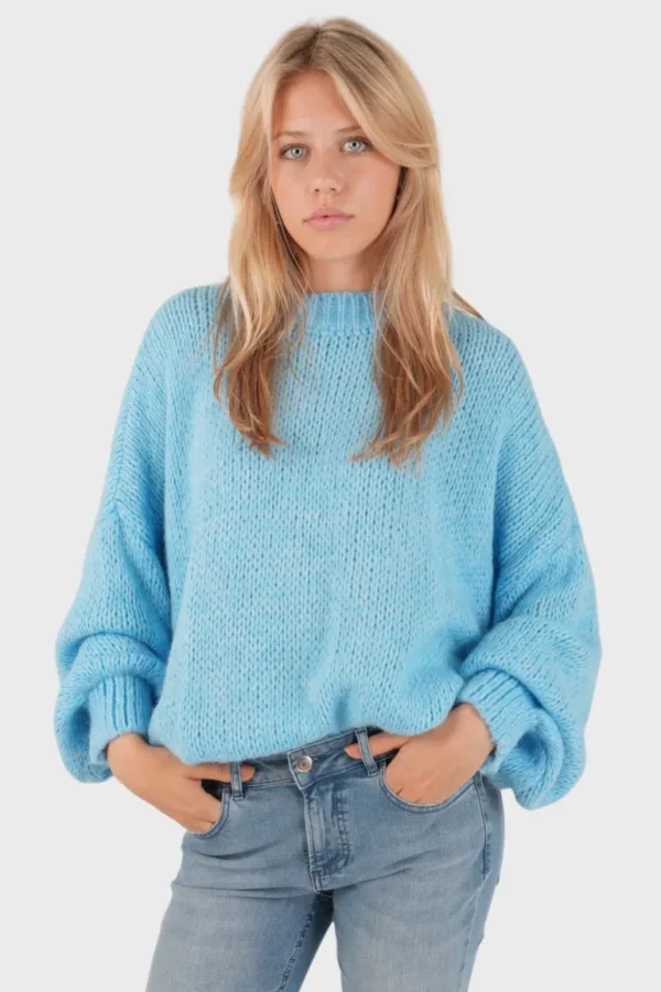 "Keep me warm" sweater blue