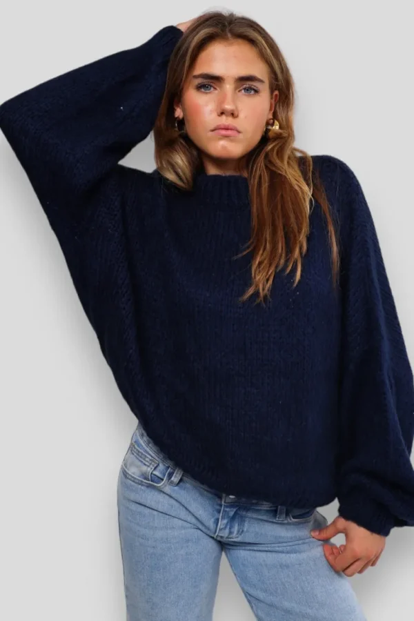 "Keep me warm" sweater navy